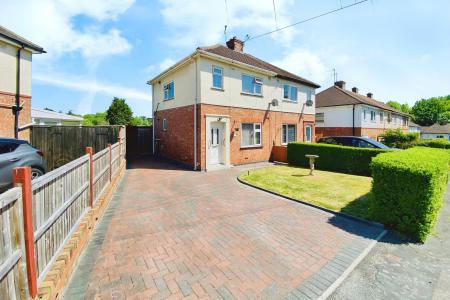 2 bedroom Semi-detached house for sale in Helena Crescent, Leicester, LE4