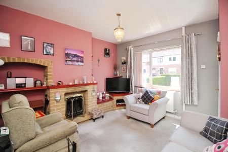 2 bedroom Semi-detached house for sale in Helena Crescent, Leicester, LE4