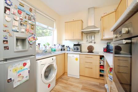 2 bedroom Semi-detached house for sale in Helena Crescent, Leicester, LE4