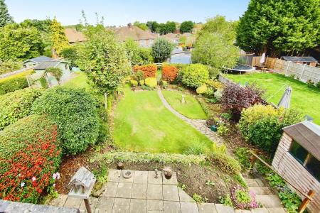 4 bedroom Semi-detached house for sale in Hilders Road, Western Park, Leicester, LE3