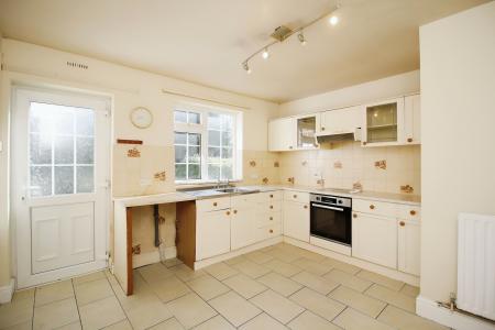 3 bedroom Semi-detached house for sale in Hinckley Road, Leicester Forest East, LE3