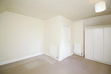 3 bedroom Semi-detached house for sale in Hinckley Road, Leicester Forest East, LE3