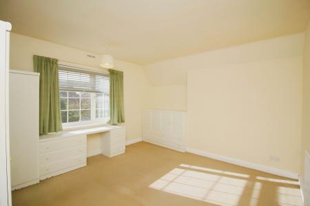 3 bedroom Semi-detached house for sale in Hinckley Road, Leicester Forest East, LE3