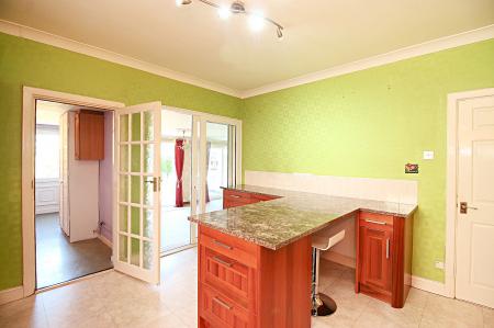 3 bedroom Detached house for sale in Hinckley Road, Leicester Forest East, LE3