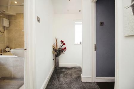 2 bedroom End of terrace house for sale in Hockley Farm Road, Leicester, LE3