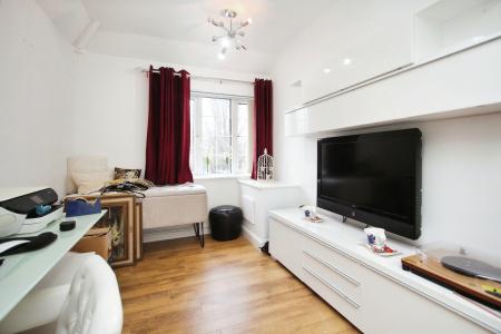 3 bedroom Town house for sale in Extended Home - Hockley Farm Road, Braunstone, LE3