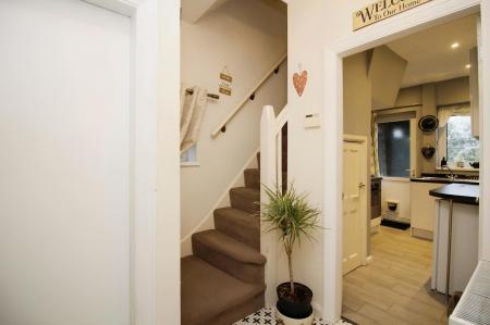 3 bedroom Semi-detached house for sale in Hockley Farm Road, Braunstone, LE3