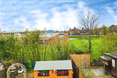 3 bedroom Semi-detached house for sale in Hockley Farm Road, Braunstone, LE3