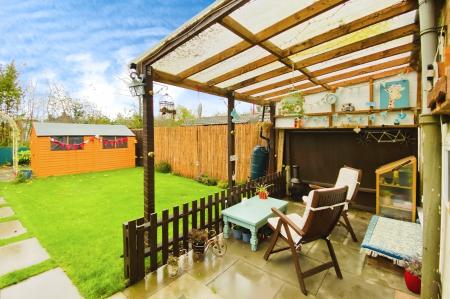 3 bedroom Semi-detached house for sale in Hockley Farm Road, Braunstone, LE3