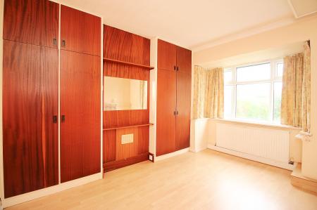 2 bedroom Semi-detached bungalow for sale in Holmfield Avenue West, Off Braunstone Lane, Leicester