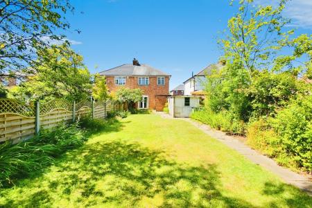 3 bedroom Semi-detached house for sale in Holmfield Avenue West, Leicester Forest East, LE3