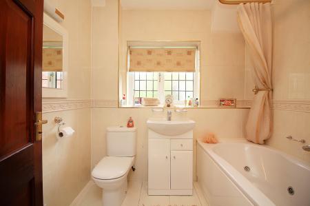 3 bedroom Detached house for sale in Hoppner Close, Glebelands, Near Thurcaston, Leicester