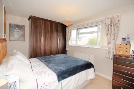 2 bedroom Semi-detached house for sale in Huggett Close, Rushey Mead, LE4