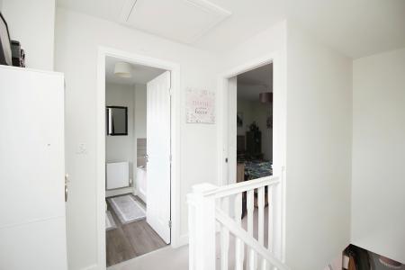 2 bedroom Semi-detached house for sale in Irvine Crescent, Lubbesthorpe, LE19