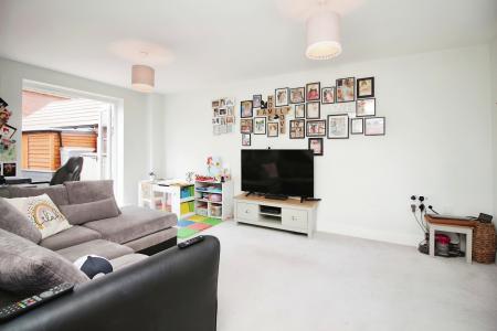 2 bedroom Semi-detached house for sale in Irvine Crescent, Lubbesthorpe, LE19