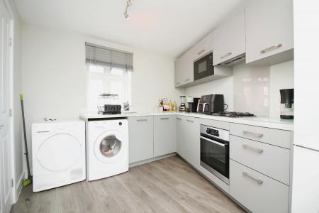 2 bedroom Semi-detached house for sale in Irvine Crescent, Lubbesthorpe, LE19