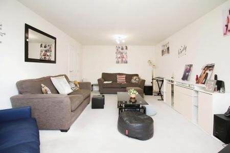 4 bedroom Detached house for sale in Isla Drive, Lubbesthorpe, LE19