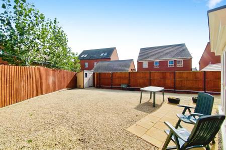 4 bedroom Detached house for sale in Isla Drive, Lubbesthorpe, LE19