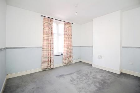 3 bedroom Terraced House for sale in Ivanhoe Street, Leicester, LE3