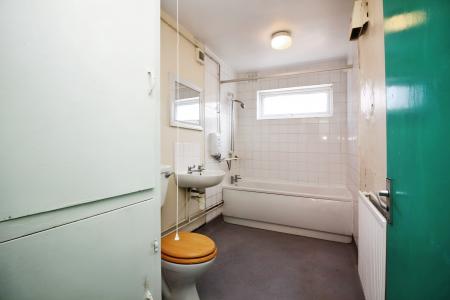 3 bedroom Terraced House for sale in Ivanhoe Street, Leicester, LE3