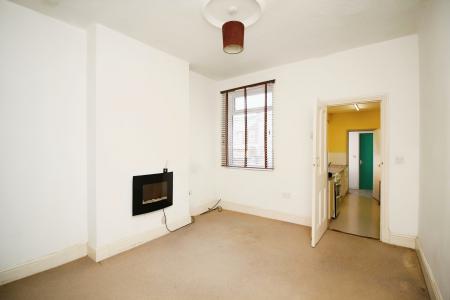 3 bedroom Terraced House for sale in Ivanhoe Street, Leicester, LE3