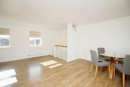 2 bedroom Coach House for sale in Ivy House Close, Sapcote, LE9