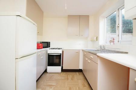 2 bedroom Terraced House for sale in Keats Close, Earl Shilton, LE9