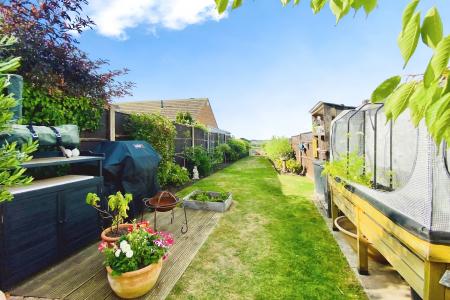 2 bedroom Semi-detached house for sale in Keats Lane, Earl Shilton, LE9