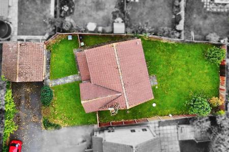 4 bedroom Detached house for sale in Kingcup Close, Leicester Forest East, LE3