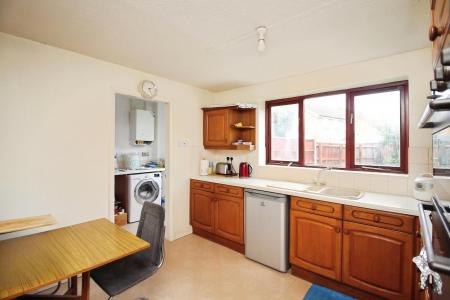 4 bedroom Detached house for sale in Kingcup Close, Leicester Forest East, LE3