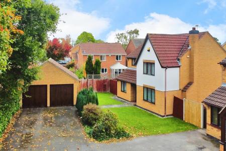 4 bedroom Detached house for sale in Kingcup Close, Leicester Forest East, LE3