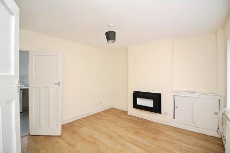 3 bedroom Semi-detached house for sale in Kingston Avenue, Wigston, LE18