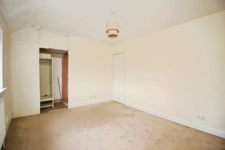 3 bedroom Semi-detached house for sale in Kingston Avenue, Wigston, LE18