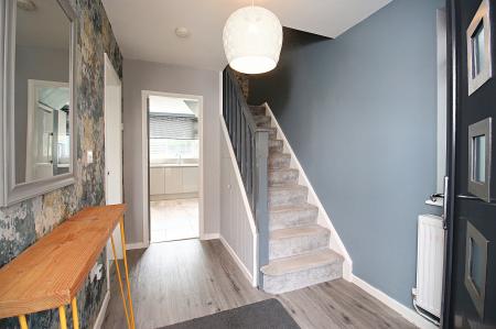 3 bedroom Semi-detached house for sale in Kingsway North, Braunstone Town, LE3