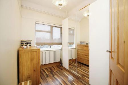 4 bedroom Semi-detached house for sale in Kingswood Avenue, Western Park, Leicester, LE3