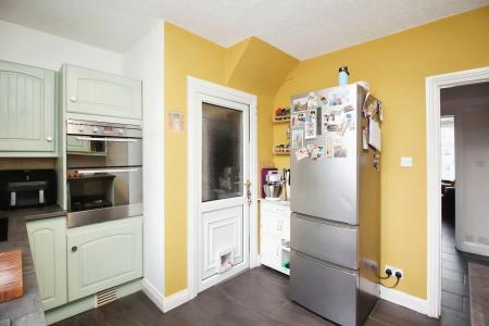 3 bedroom Semi-detached house for sale in Kirkland Road, Braunstone Town, LE3