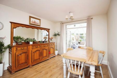 3 bedroom Semi-detached house for sale in Kirkland Road, Braunstone Town, LE3