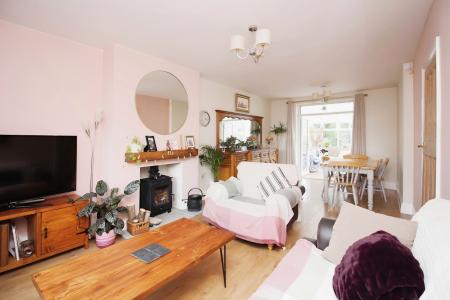 3 bedroom Semi-detached house for sale in Kirkland Road, Braunstone Town, LE3