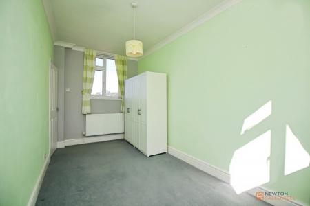 4 bedroom Semi-detached house for sale in Kirloe Avenue, Leicester Forest East, LE3