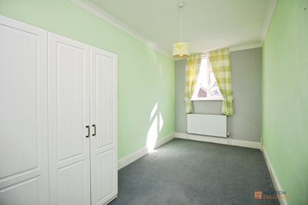 4 bedroom Semi-detached house for sale in Kirloe Avenue, Leicester Forest East, LE3