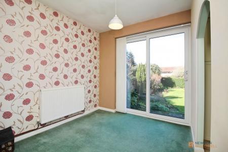 4 bedroom Semi-detached house for sale in Kirloe Avenue, Leicester Forest East, LE3