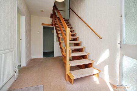 4 bedroom Semi-detached house for sale in Kirloe Avenue, Leicester Forest East, LE3