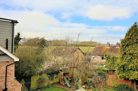 3 bedroom Semi-detached house for sale in Knollgate Close, Birstall, LE4
