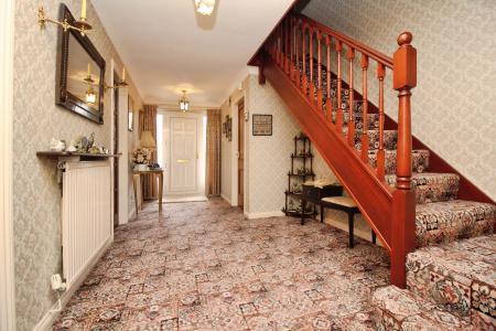 4 bedroom Detached house for sale in Ladysmith Road, Kirby Muxloe, LE9