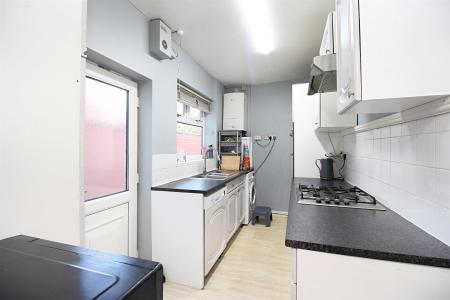 4 bedroom Terraced House for sale in Lancashire Street, Off Melton Road, Leicester, LE4