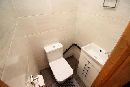 4 bedroom Terraced House for sale in Lancashire Street, Off Melton Road, Leicester, LE4