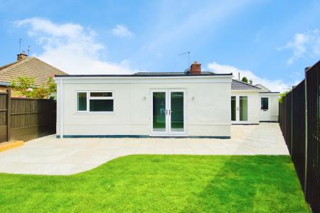 3 bedroom Detached bungalow for sale in Lawnwood Road, Groby, LE6