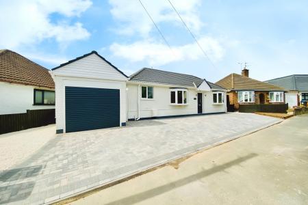 3 bedroom Detached bungalow for sale in Lawnwood Road, Groby, LE6