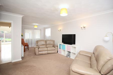 4 bedroom Semi-detached house for sale in Leicester Road, Groby, LE6