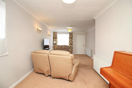 4 bedroom Semi-detached house for sale in Leicester Road, Groby, LE6